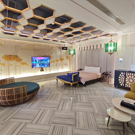 Icolour Villa Motel Taichung Eksteriør bilde